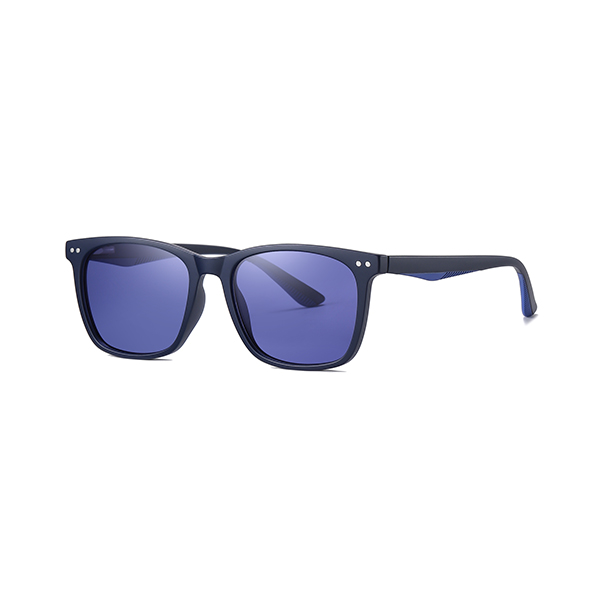 Sunglasses used during outdoor cycling