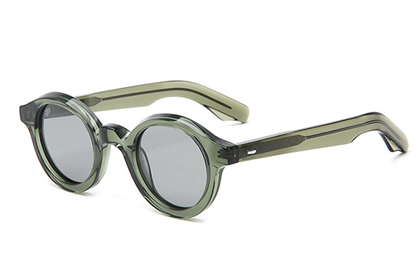 The Psychology of Choosing Sunglasses: A Guide to Style, Self-Expression, and Vision Protection?