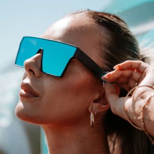 China Ultra-Light TR90 Polarized Sport Sunglasses for Cycling – Stylish Unisex Design with UV Protection factory and manufacturers | D&L