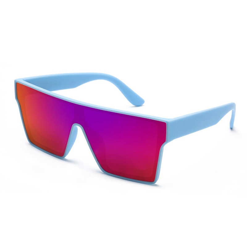 Close-up of a UV400 label on a sunglasses tag