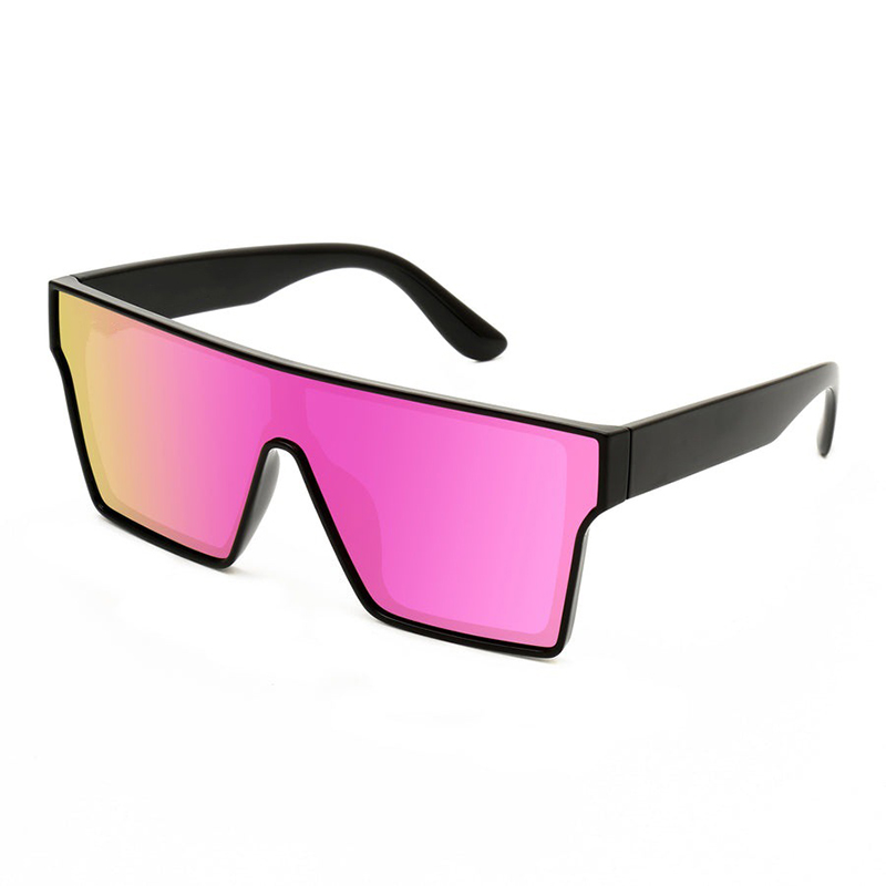 Man and woman wearing stylish unisex TR90 sunglasses