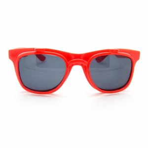 China Custom logo Flip up Lenses Promotional Sunglasses factory and manufacturers | D&L