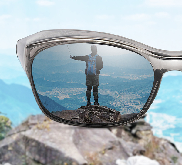 A split-screen image showing the difference between a clear, anti-fog lens and a foggy one