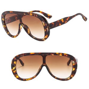 Oversized One-Piece Frame Sunglasses – Refined Style for Party Wear
