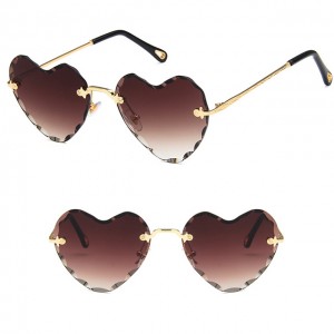 Trendy Sunglasses for Women Heart Shaped Metal Frame