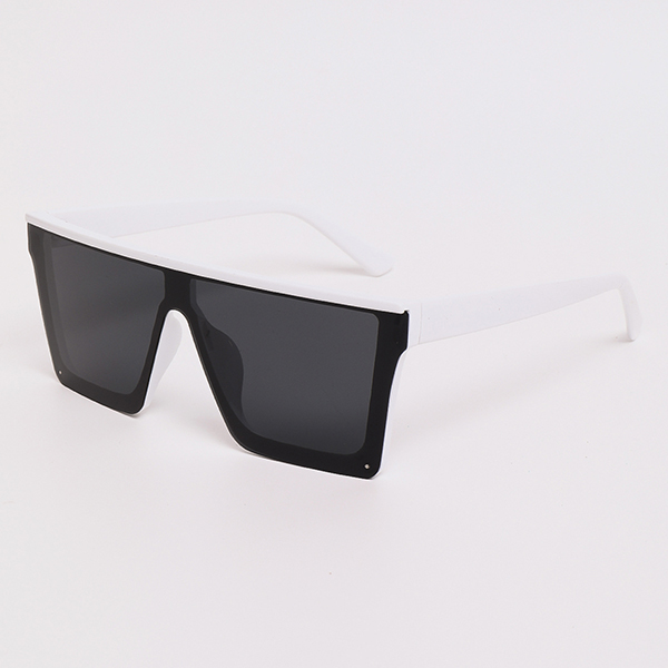 Fashionable One-Piece Lens Sunglasses