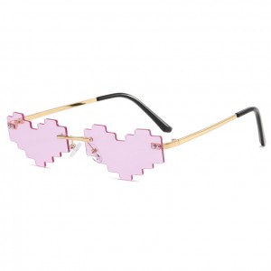 China China Heart Shape Mosaic Sunglasses for Women Funny Party Cute Prom Glasses factory and manufacturers | D&L