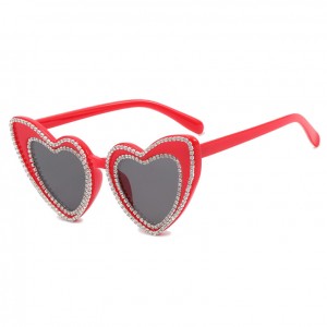 Heart Shape Rhinestone Sunglasses for Women Diamond Decoration