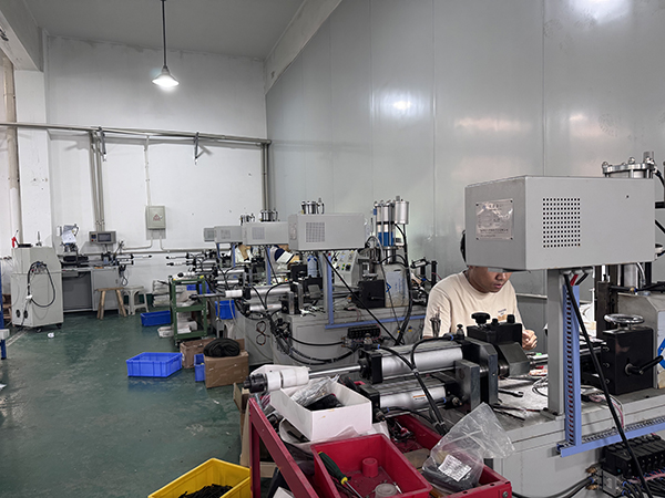 Verifying a Chinese manufacturer's certifications