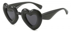 China Heart-Shaped Inflatable Eyewear Women Thick Frame Sunglasses factory and manufacturers | D&L