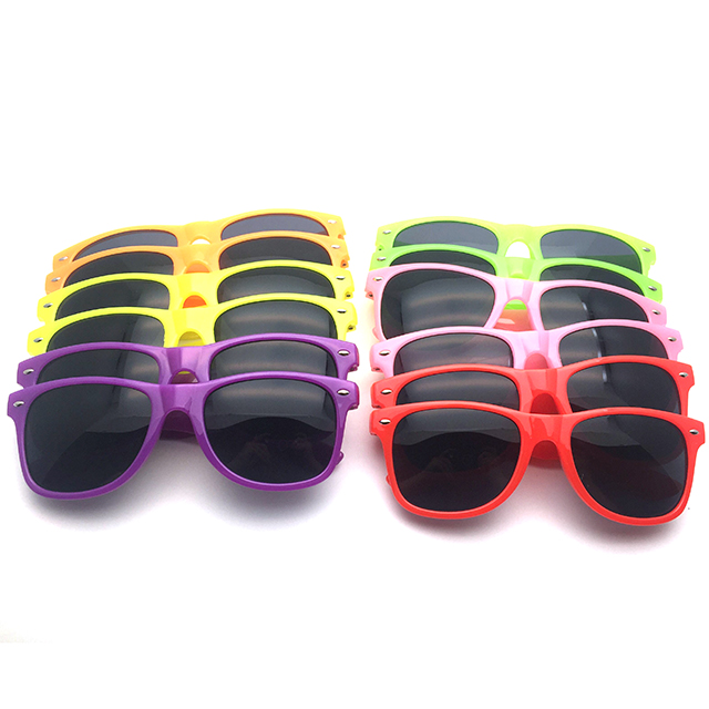 Factory Promotional Wholesale Sunglasses – DLC9014 Glow In The Dark Sunglasses – D&L