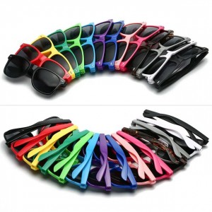China Cheap Sunglasses Custom Logo UV400 Promotional Shades Glasses factory and manufacturers | D&L