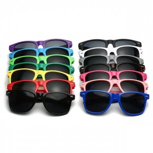 China Cheap Sunglasses Custom Logo UV400 Promotional Shades Glasses factory and manufacturers | D&L