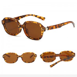 China Factory Eyewear Women Folding Sunglasses Polarized Oval Shades factory and manufacturers | D&L