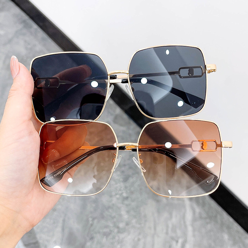 Factory wholesale Replica Designer Sunglasses – Wholesale Large Frame Candy Color Metal Cutout Fashion Sunglasses Shades – D&L