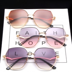China Fashion Irregular Cut Edge Gradient Lens Sunglasses Promotional Manufacturer factory and manufacturers | D&L
