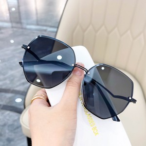 China Fashion Irregular Cut Edge Gradient Lens Sunglasses Promotional Manufacturer factory and manufacturers | D&L