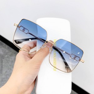 China Wholesale Large Frame Candy Color Metal Cutout Fashion Sunglasses Shades factory and manufacturers | D&L